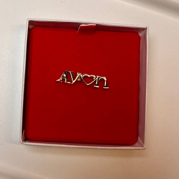 Vintage Avon “Heart Logo” Gold-Tone Representative Pin With Box - Picture 1 of 4